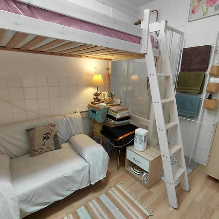 Kapselhotel Rose & Stouring - Quartier Montmartre